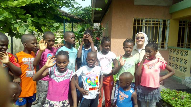 Momenti di gioia e ricreazione in Congo